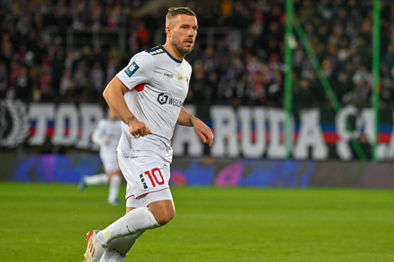 Campionul mondial Lukas Podolski, ca în tinerețe! 2 goluri și o pasă decisivă în ultimele 3 etape la 39 de ani_6