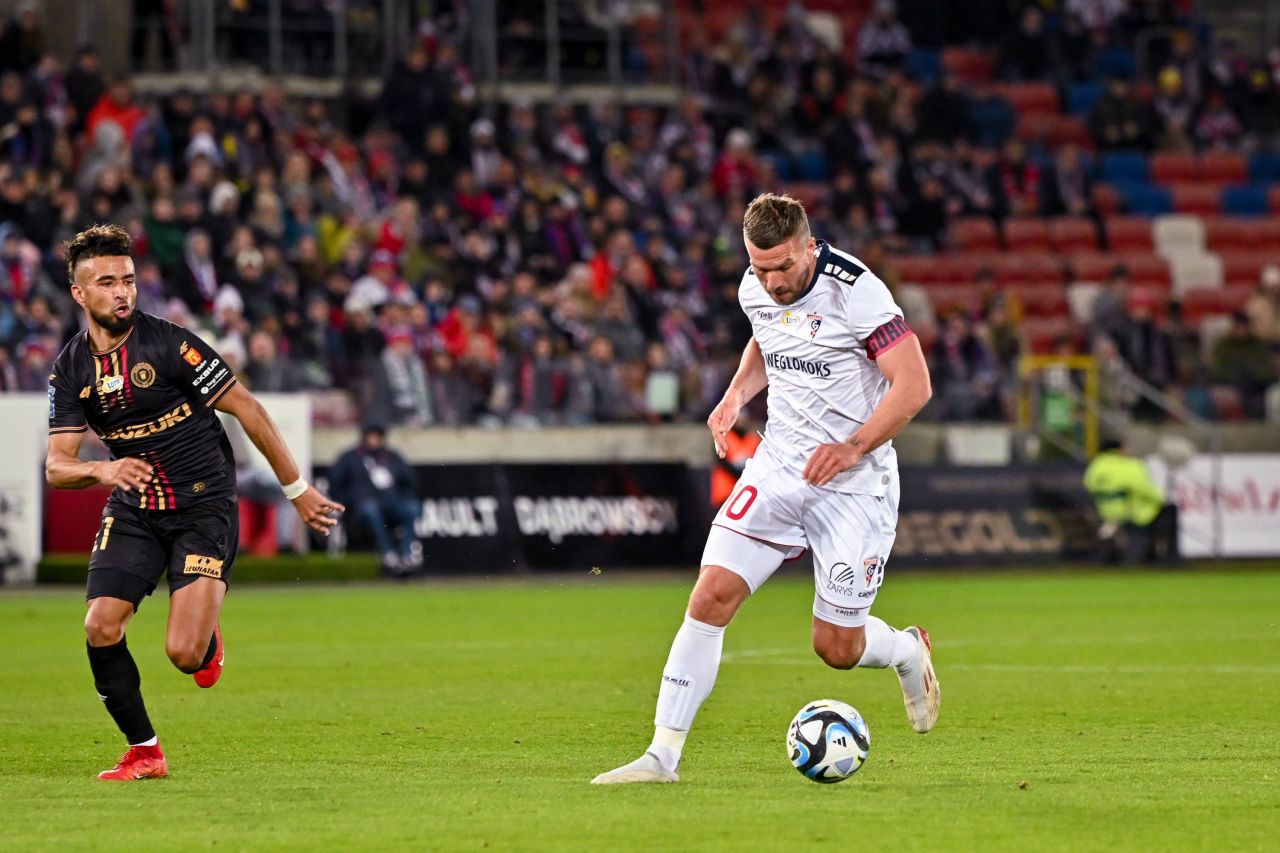 Campionul mondial Lukas Podolski, ca în tinerețe! 2 goluri și o pasă decisivă în ultimele 3 etape la 39 de ani_7