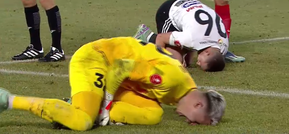 Ce se întâmplă cu Ștefan Târnovanu după ce a urlat de durere contra lui U Cluj: "Putea să-i rupă piciorul!"_3