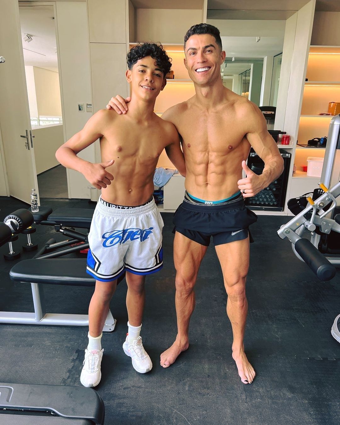„Cu partenerul meu!” Cristiano Ronaldo Jr, pachet de mușchi la doar 13 ani! Atacantul se mândrește cu fiul său _2