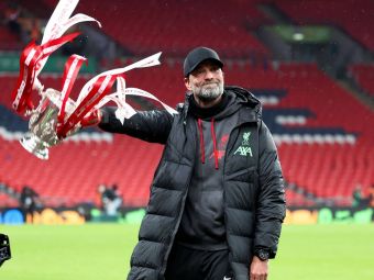 
	Party pe Wembley! Jurgen Klopp și jucătorii lui Liverpool s-au pozat cu trofeul Carabao Cup
