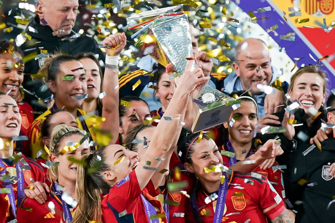 Spania, de neoprit! Campioana mondială a câștigat și prima ediție a Ligii Națiunilor la fotbal feminin + o româncă a fost implicată în finală_13