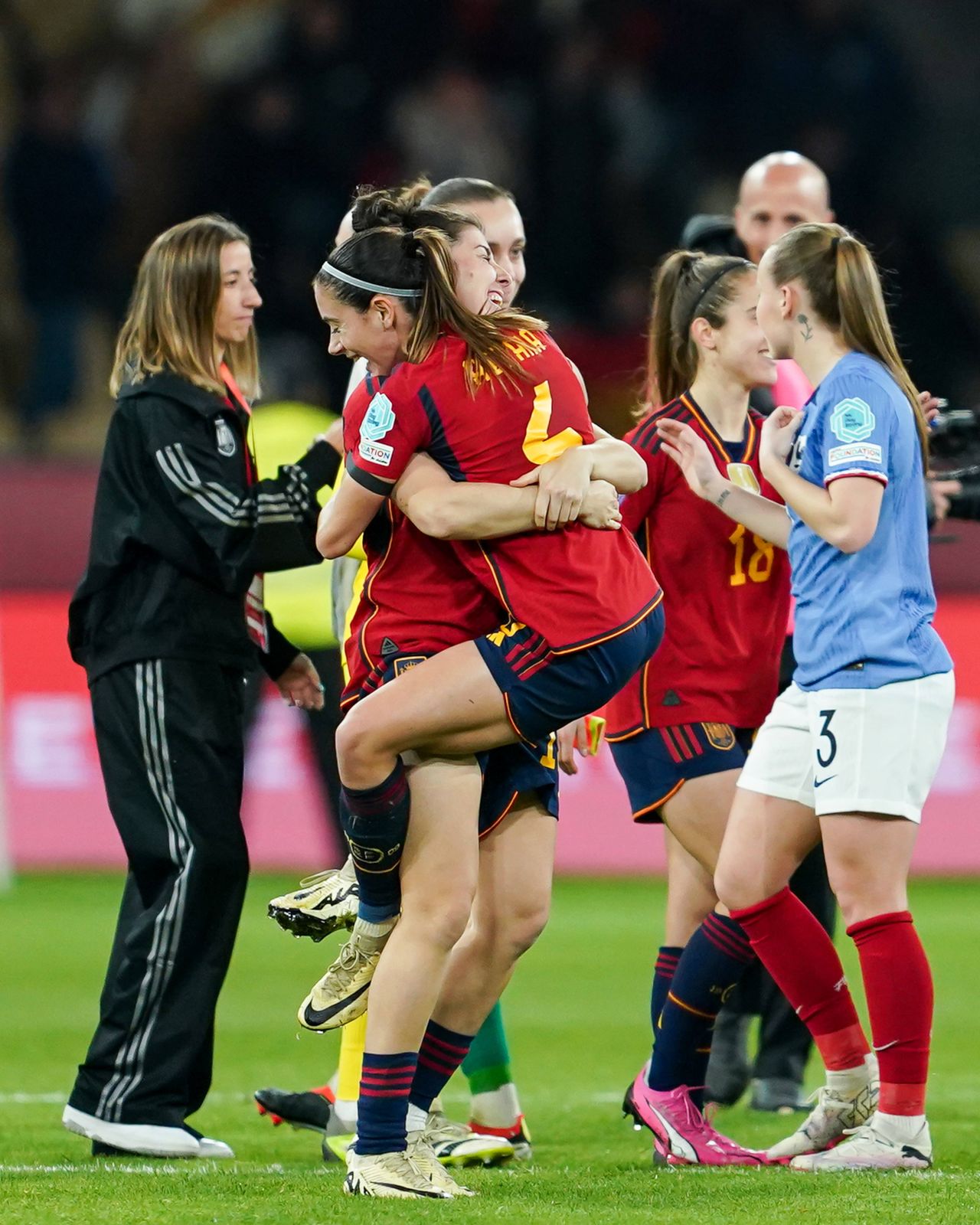 Spania, de neoprit! Campioana mondială a câștigat și prima ediție a Ligii Națiunilor la fotbal feminin + o româncă a fost implicată în finală_6