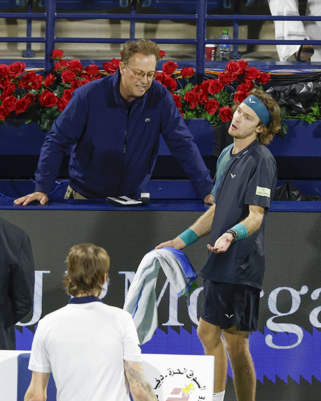 Momente uluitoare la ATP Dubai: Andrey Rublev, descalificat după o criză de nervi_6