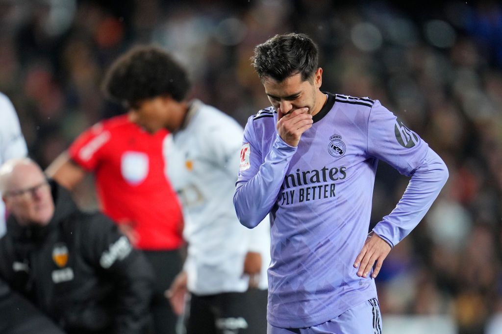 Imagini cutremurătoare! Accidentare horror în Valencia - Real Madrid: jucătorii au rămas încremeniți pe teren_3