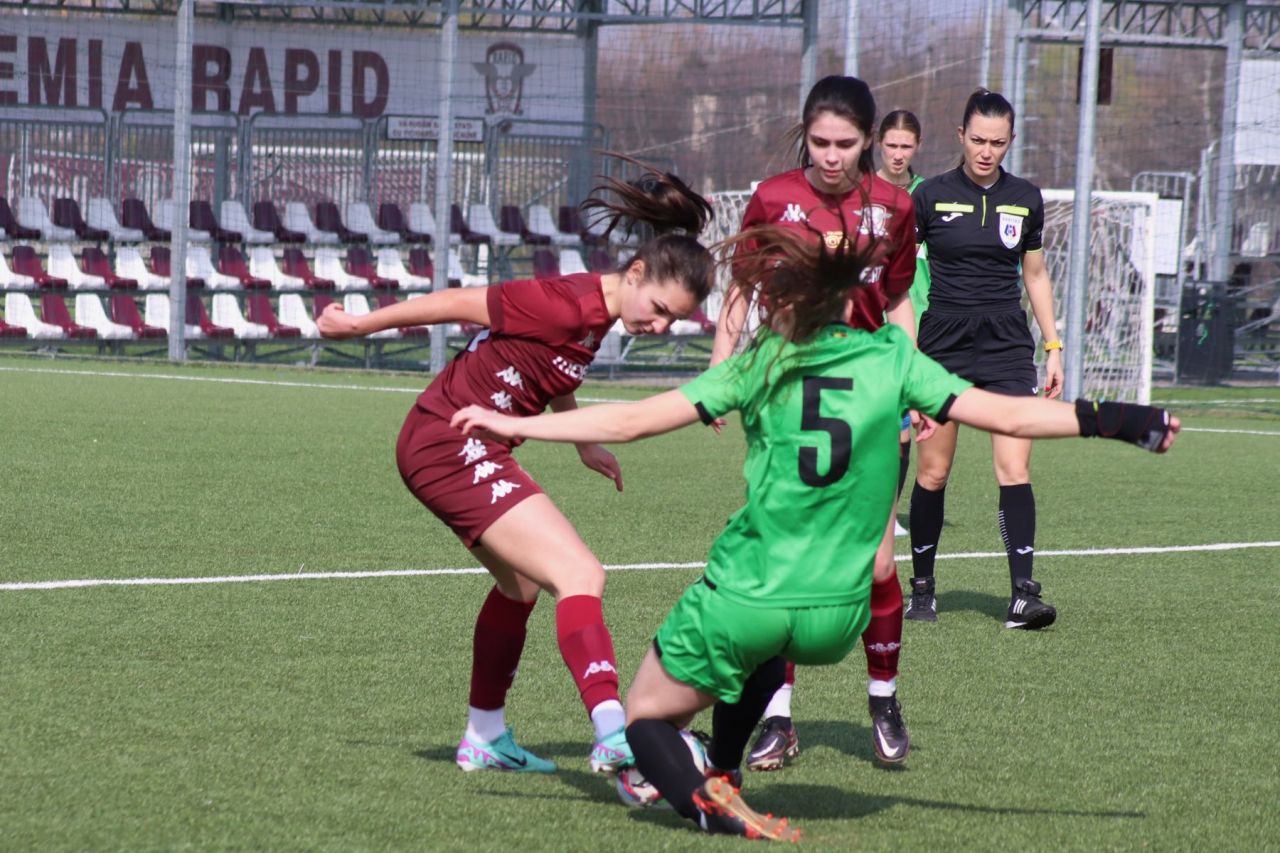 Rapid a reușit o victorie la scor împotriva rivalei Dinamo în campionatul feminin!_33