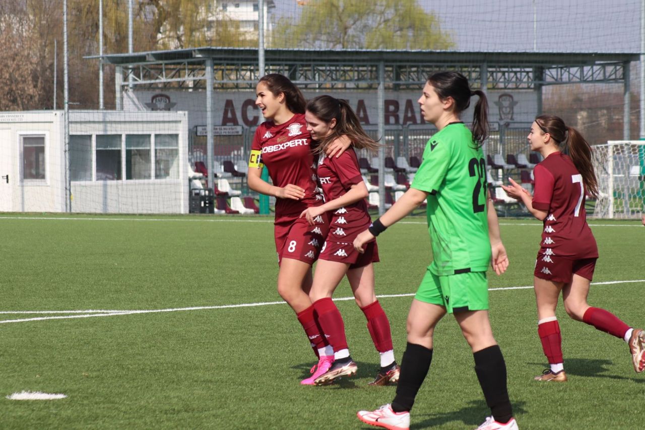 Rapid a reușit o victorie la scor împotriva rivalei Dinamo în campionatul feminin!_37
