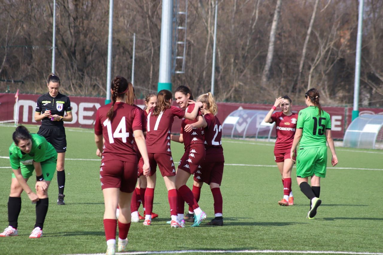 Rapid a reușit o victorie la scor împotriva rivalei Dinamo în campionatul feminin!_42