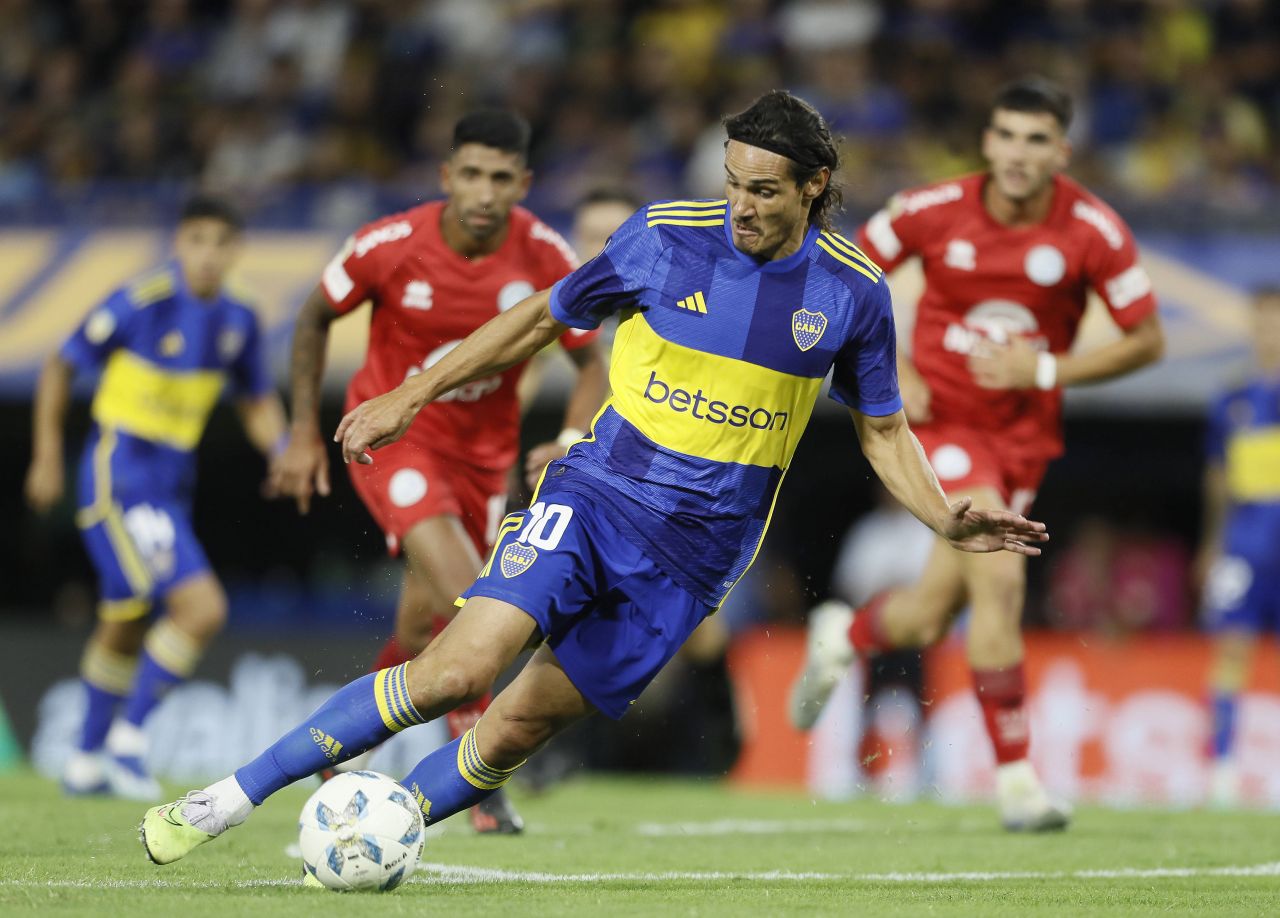 S-a întors „El Matador” Cavani, la 37 de ani: a marcat în numai 16 minute cât în ultimele opt luni_4