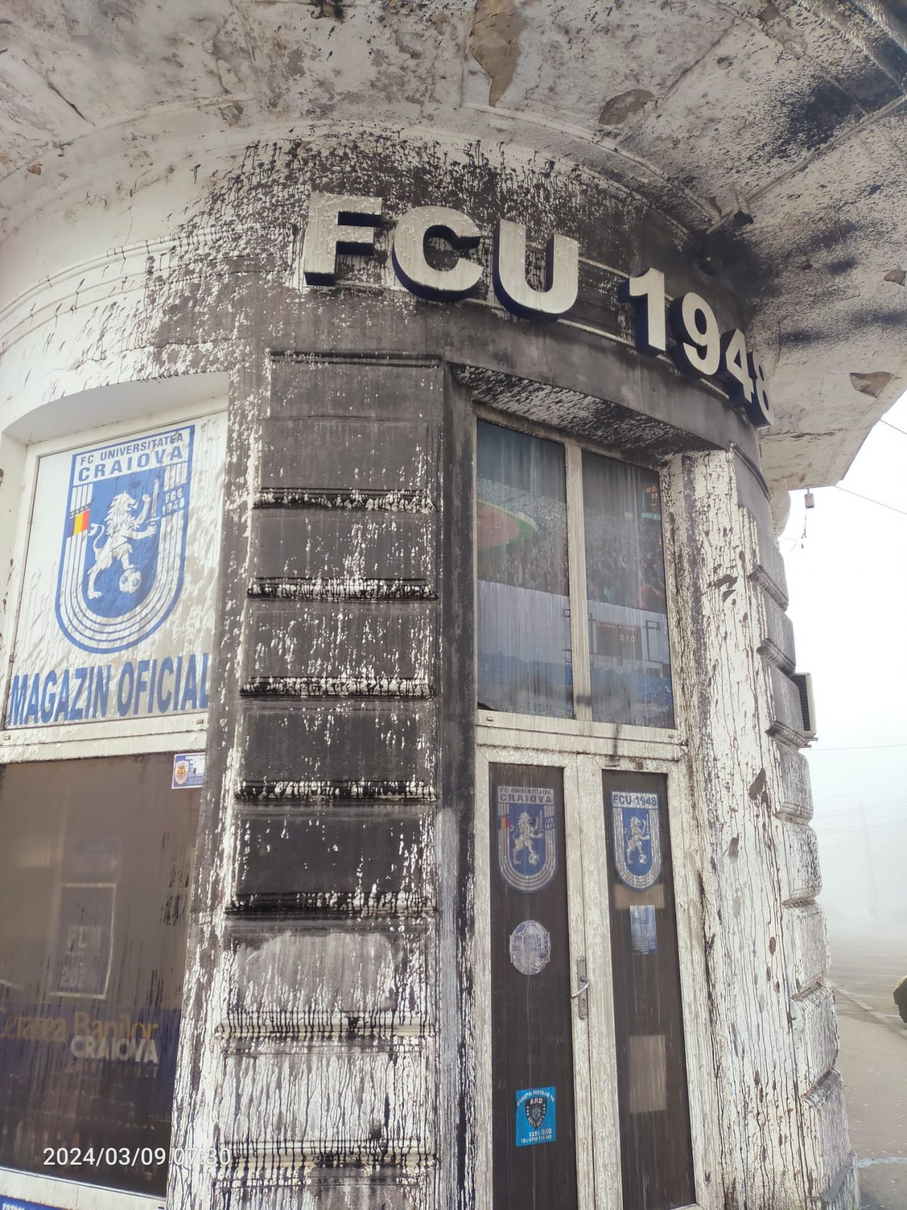 Sediul FCU Craiova, vandalizat cu o zi înainte de derby-ul Olteniei_5