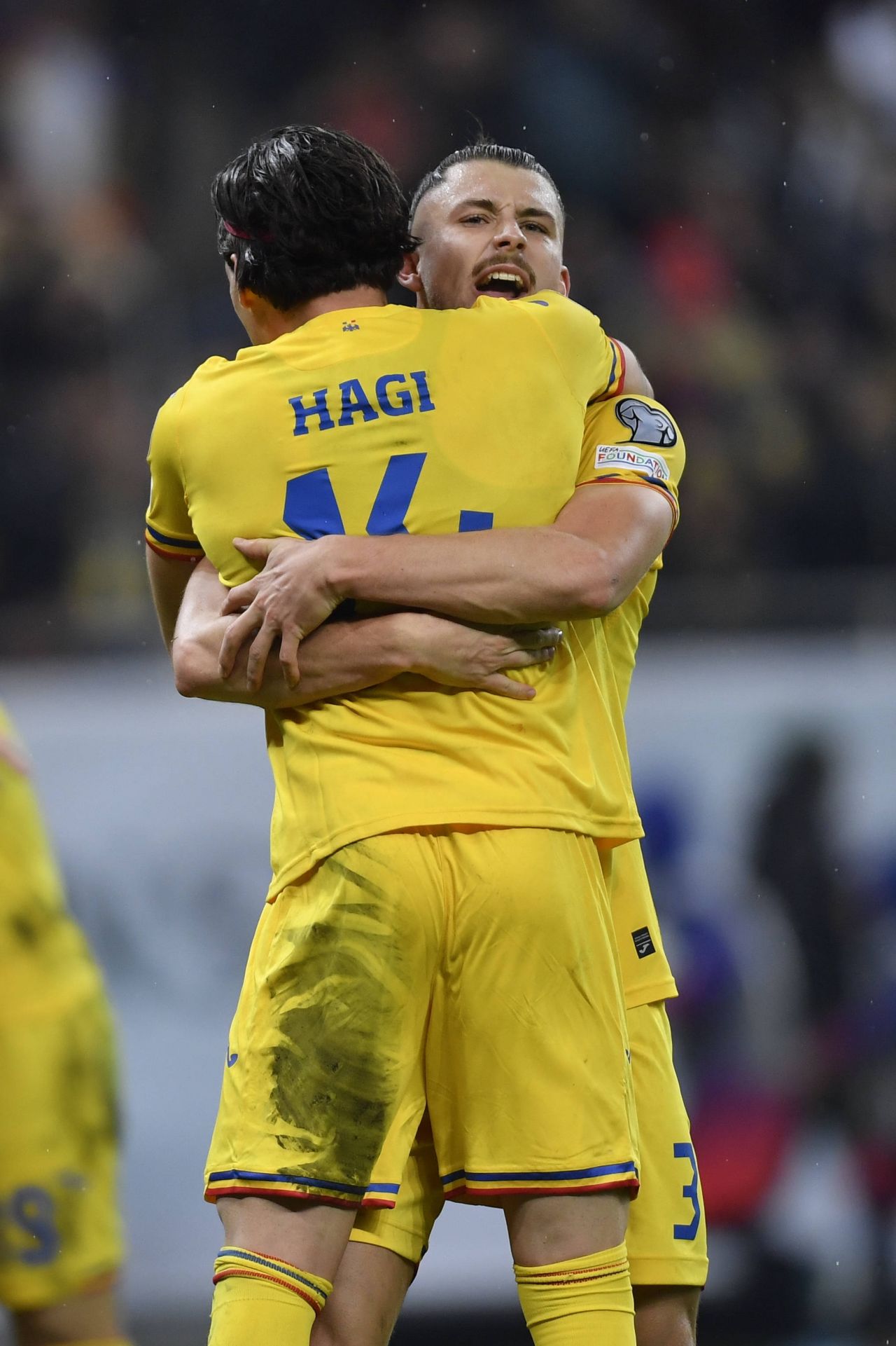 Aston Villa - Tottenham 0-4 & Alaves - Rayo 1-0 | Radu Drăgușin a jucat o repriză, iar Ianis Hagi a fost rezervă neutilizată!_2