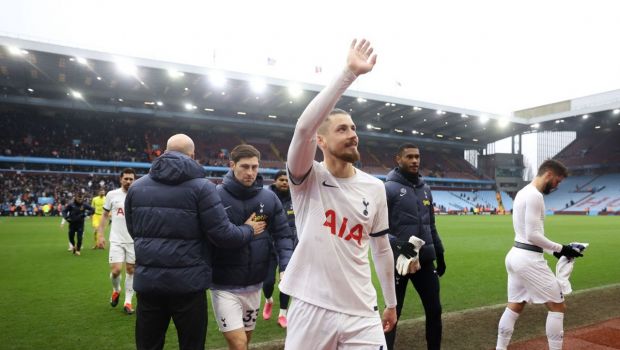 
	Englezii s-au lămurit după ce l-au văzut pe Radu Drăgușin în Aston Villa - Tottenham
