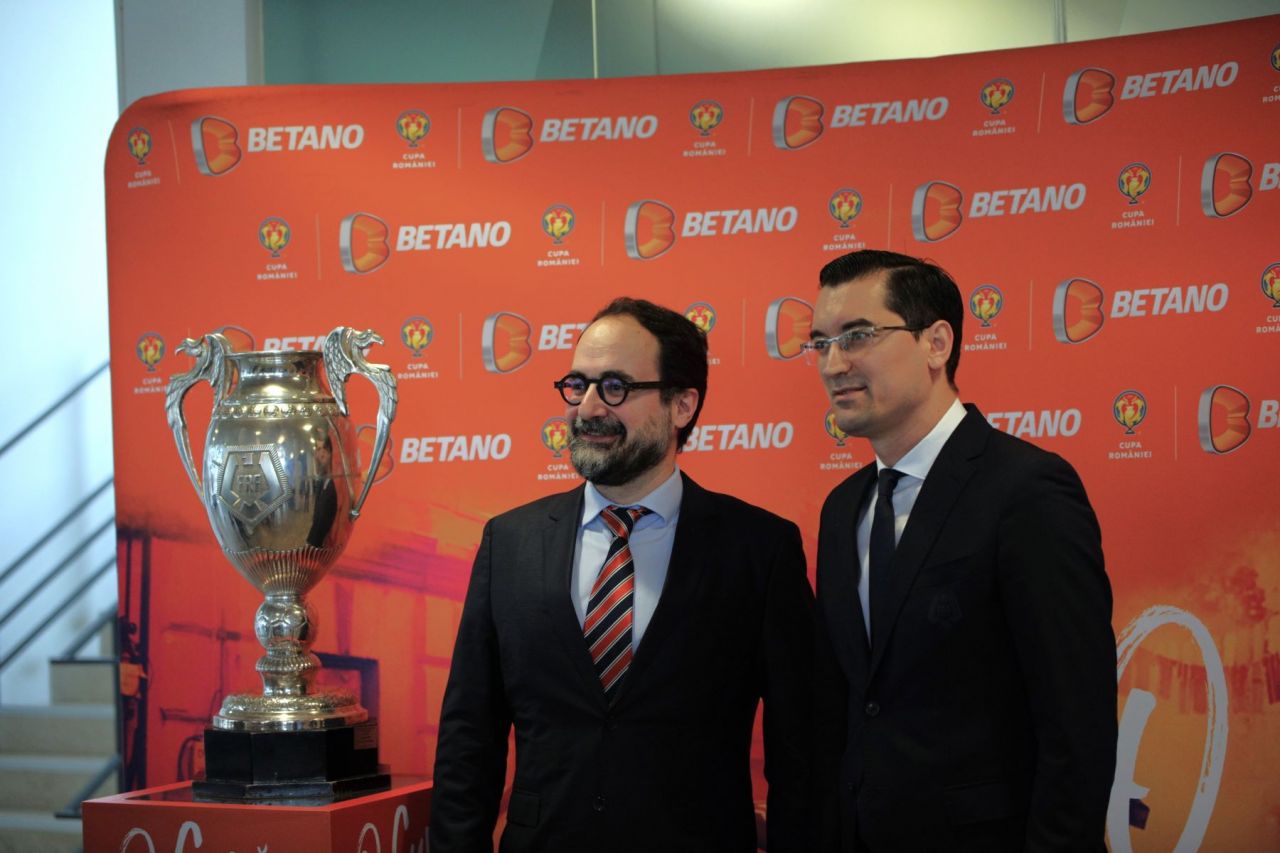 Julio Iglesias, sponsor al Cupei României. FRF a prelungit contractul de sponsorizare până în 2030_2
