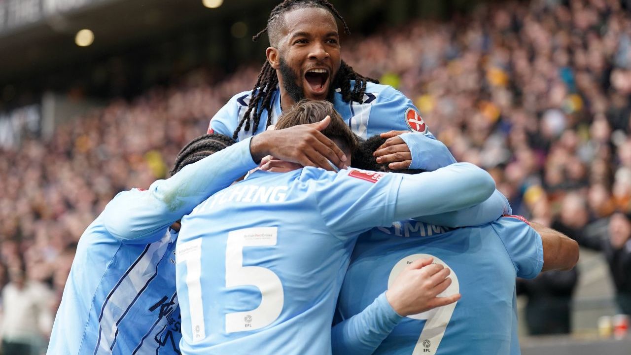 FA Cup Manchester City - Newcastle Wolves - Coventry