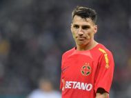 
	Răsturnare de situație în cazul lui Risto Radunovic, după ce a anunțat că vrea să plece de la FCSB. Anunțul lui Mihai Stoica
