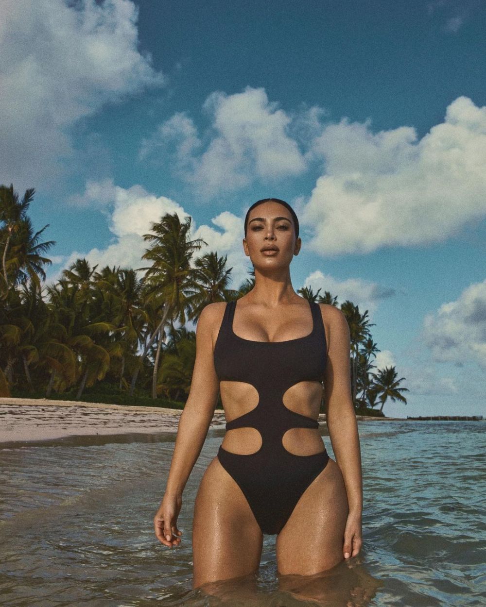 Cel mai sexy model de pe Instagram și-a luat bilete la EURO 2024! La ce meciuri va fi prezentă Kim Kardashian_18