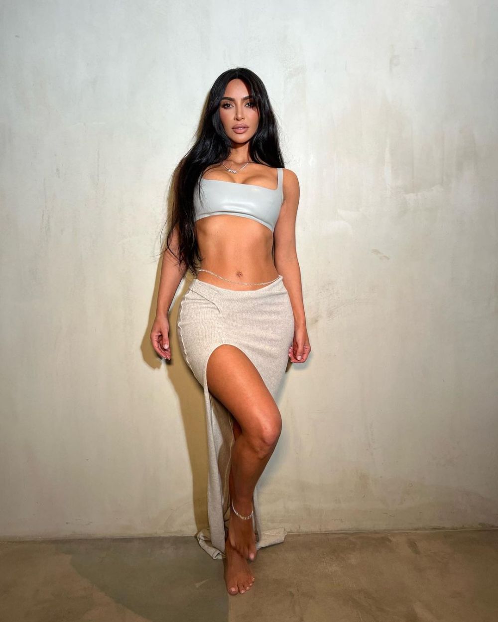 Cel mai sexy model de pe Instagram și-a luat bilete la EURO 2024! La ce meciuri va fi prezentă Kim Kardashian_46