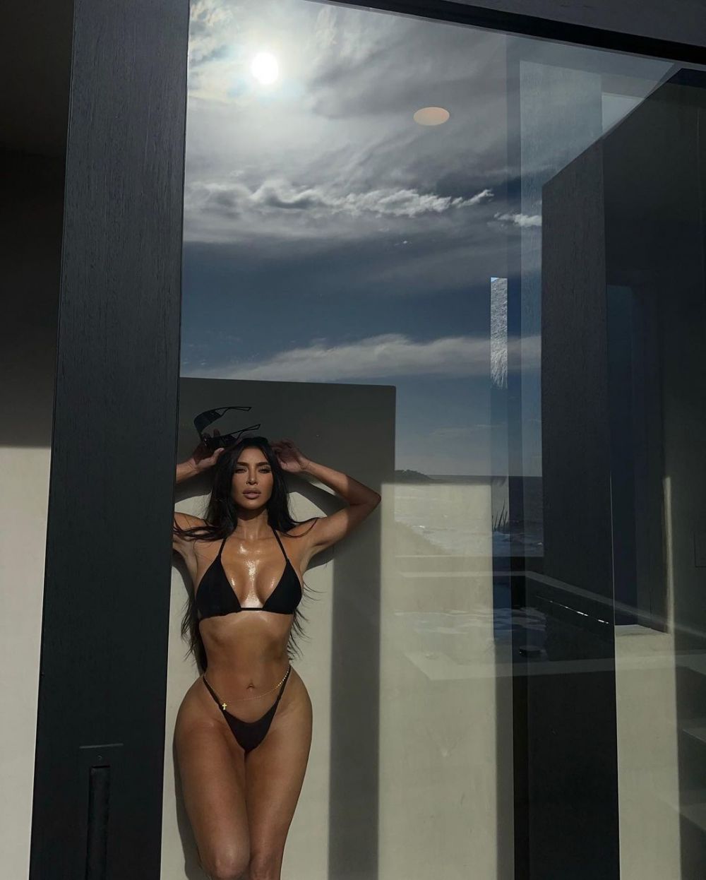 Cel mai sexy model de pe Instagram și-a luat bilete la EURO 2024! La ce meciuri va fi prezentă Kim Kardashian_47