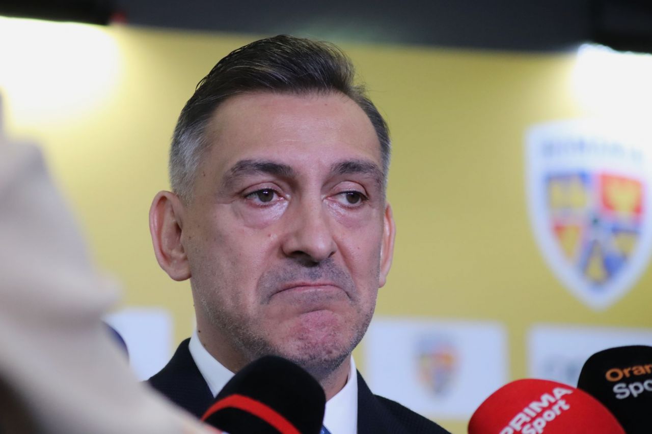 Cum a reacționat Ilie Dumitrescu când a văzut echipa de start a României împotriva Belgiei_5