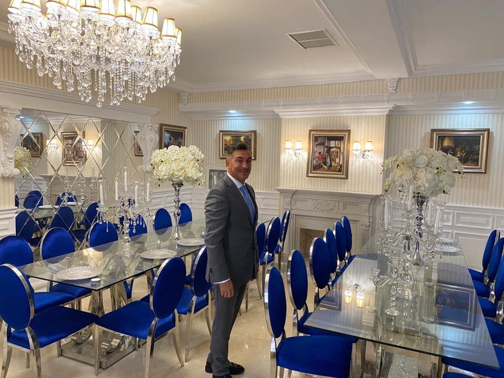 Ilie Dumitrescu își vinde "perla"! Vrea 1.65 milioane de euro pentru clădirea care i-a adus notorietate în lumea artei_3