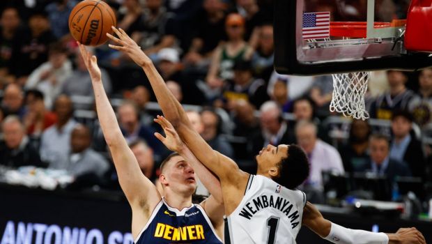 
	Performanța atinsă în NBA de Nikola Jokic, starul campioanei Denver Nuggets

