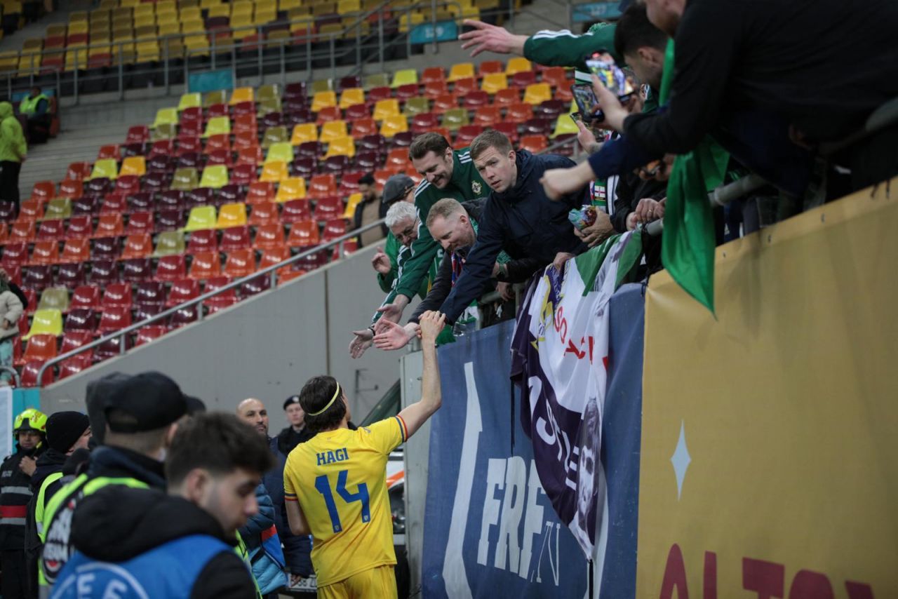 Cum a fost surprins Ianis Hagi la finalul meciului România - Irlanda de Nord + Ce au făcut fanii adversarilor_2