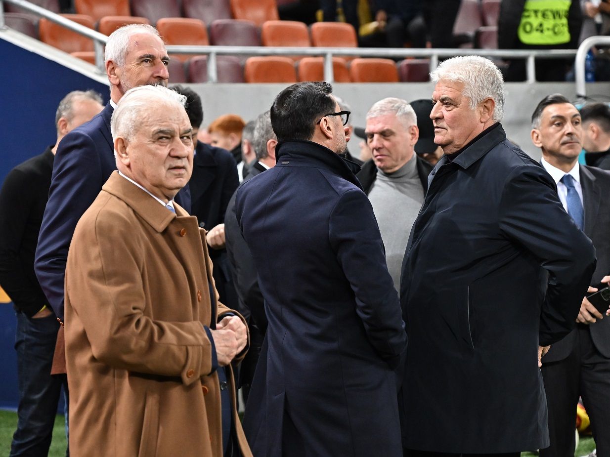 Scindare! Doar 13 oameni de la EURO 1984 și CM 1994 au acceptat invitația lui Burleanu: "Cum să dau eu mâna cu el? Zici că e Ceaușescu"_4