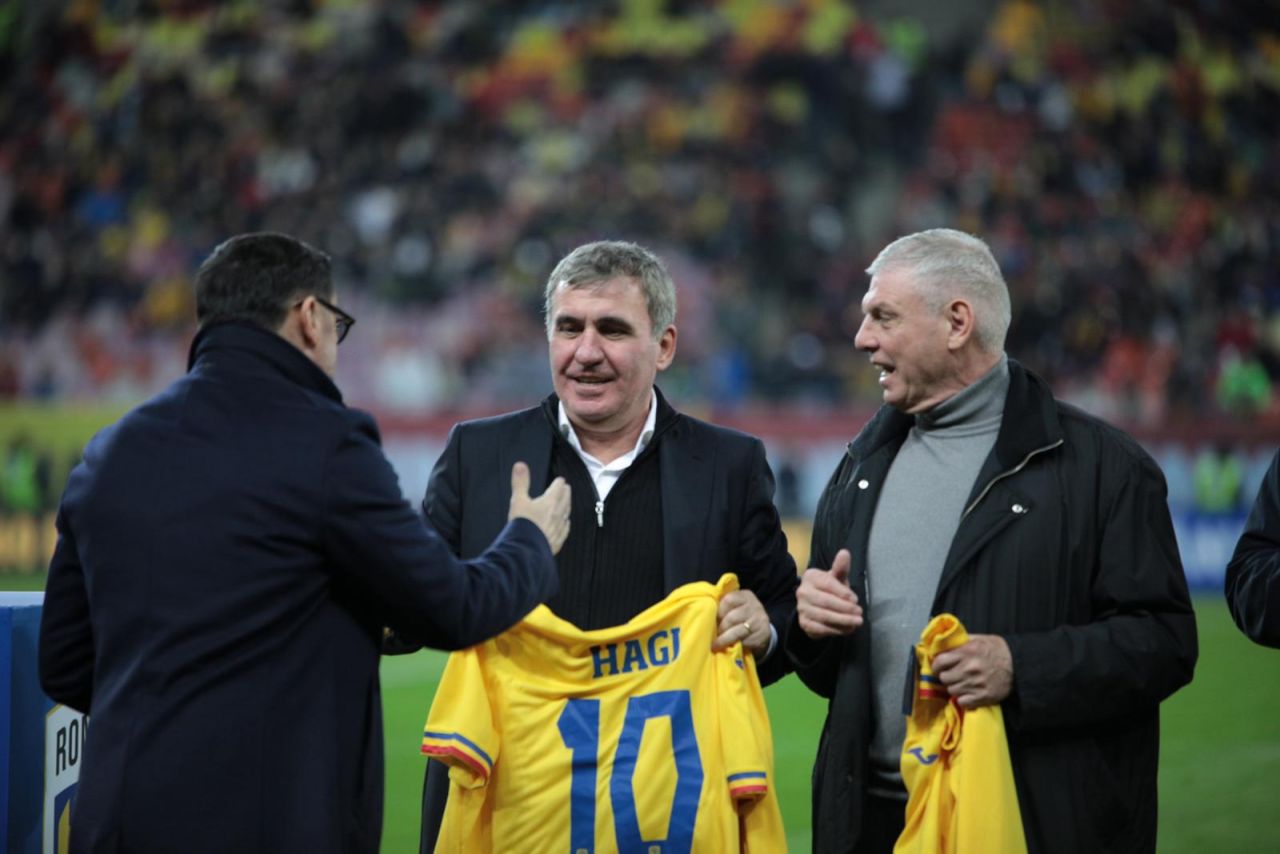 Scindare! Doar 13 oameni de la EURO 1984 și CM 1994 au acceptat invitația lui Burleanu: "Cum să dau eu mâna cu el? Zici că e Ceaușescu"_16