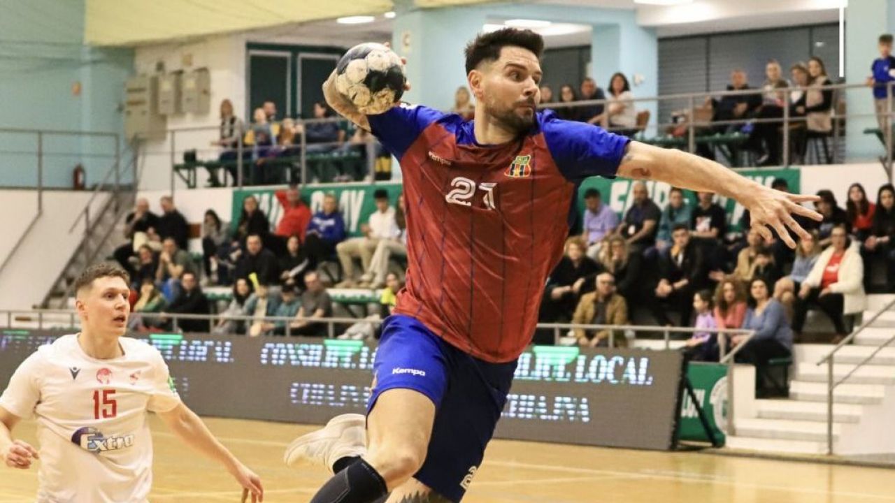 Steaua Alexandru Tărîță EHF European Cup Valentin Ghionea Valur Reykjavik