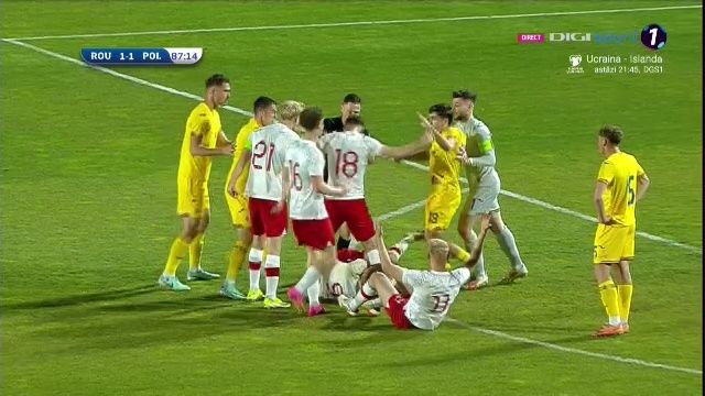 Tensiune la cote maxime! Momentul care a înghețat inima fanilor: Ce s-a întâmplat în minutul 87 în România - Polonia U20_11