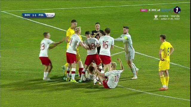 Tensiune la cote maxime! Momentul care a înghețat inima fanilor: Ce s-a întâmplat în minutul 87 în România - Polonia U20_9