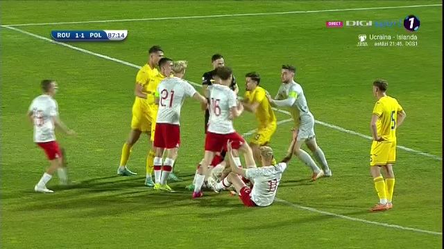 Tensiune la cote maxime! Momentul care a înghețat inima fanilor: Ce s-a întâmplat în minutul 87 în România - Polonia U20_10