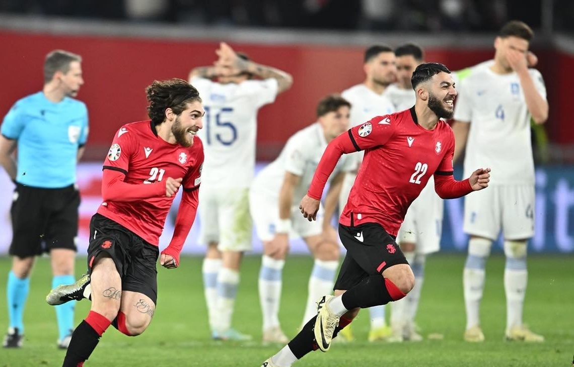 Calificare istorică! Georgia merge la EURO 2024 după un baraj incendiar contra Greciei, cu peste 50.000 de fani în tribune_6