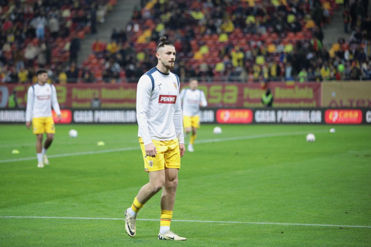 Drăgușin și restul! Cine sunt primii zece fotbaliști din România: Ianis Hagi ratează topul_19