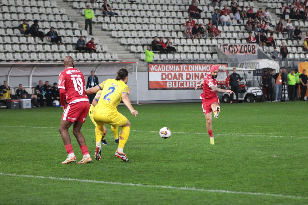 Gabriel Moura a marcat primul său gol în România, dar Dinamo a făcut doar egal: "Nu avem timp să ne plângem de milă" _7
