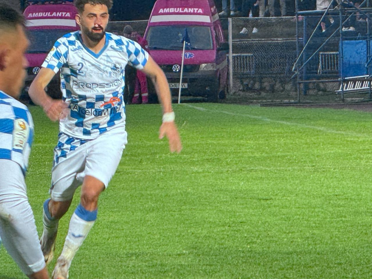 Probleme la CFR Cluj! Și-a umplut de sânge un adversar și va rata derby-urile cu FCSB și Rapid_2