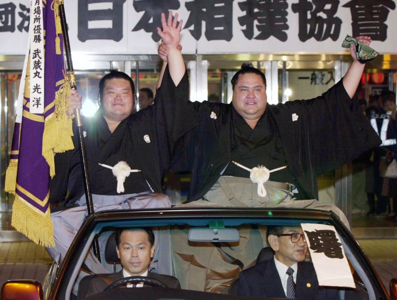 A murit Akebono, legenda din sumo! A fost primul luptător născut în afara Japoniei ajuns în vârful ierarhiei_2