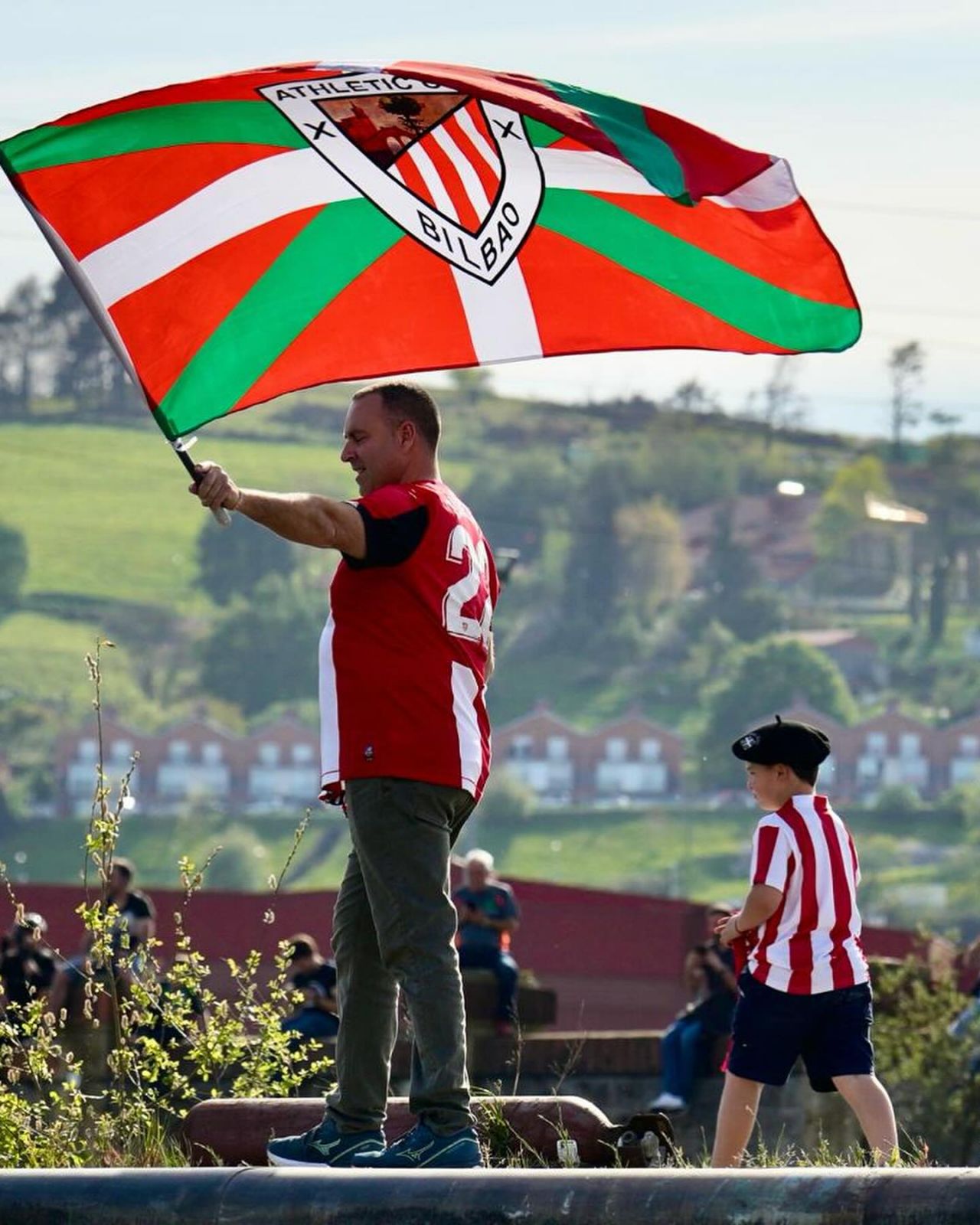 Imagini fabuloase la Bilbao, peste 1 milion de oameni au sărbătorit câștigarea Cupei Spaniei de Athletic, simbolul Țării Bascilor!_16