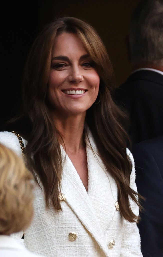 Prima apariție publică a Prințului William după anunțul suferinței lui Kate Middleton. A făcut galerie alături de Prințul George_20