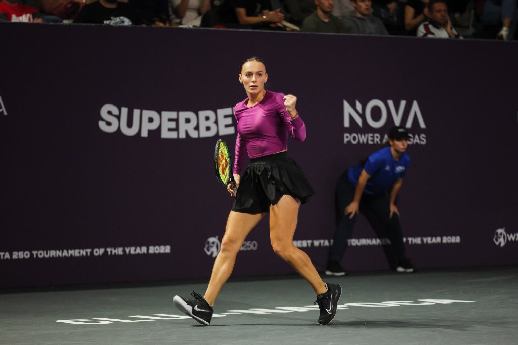 Victorie mare! Ana Bogdan o învinge dramatic pe Elina Svitolina și ține România în joc, în barajul cu Ucraina_25