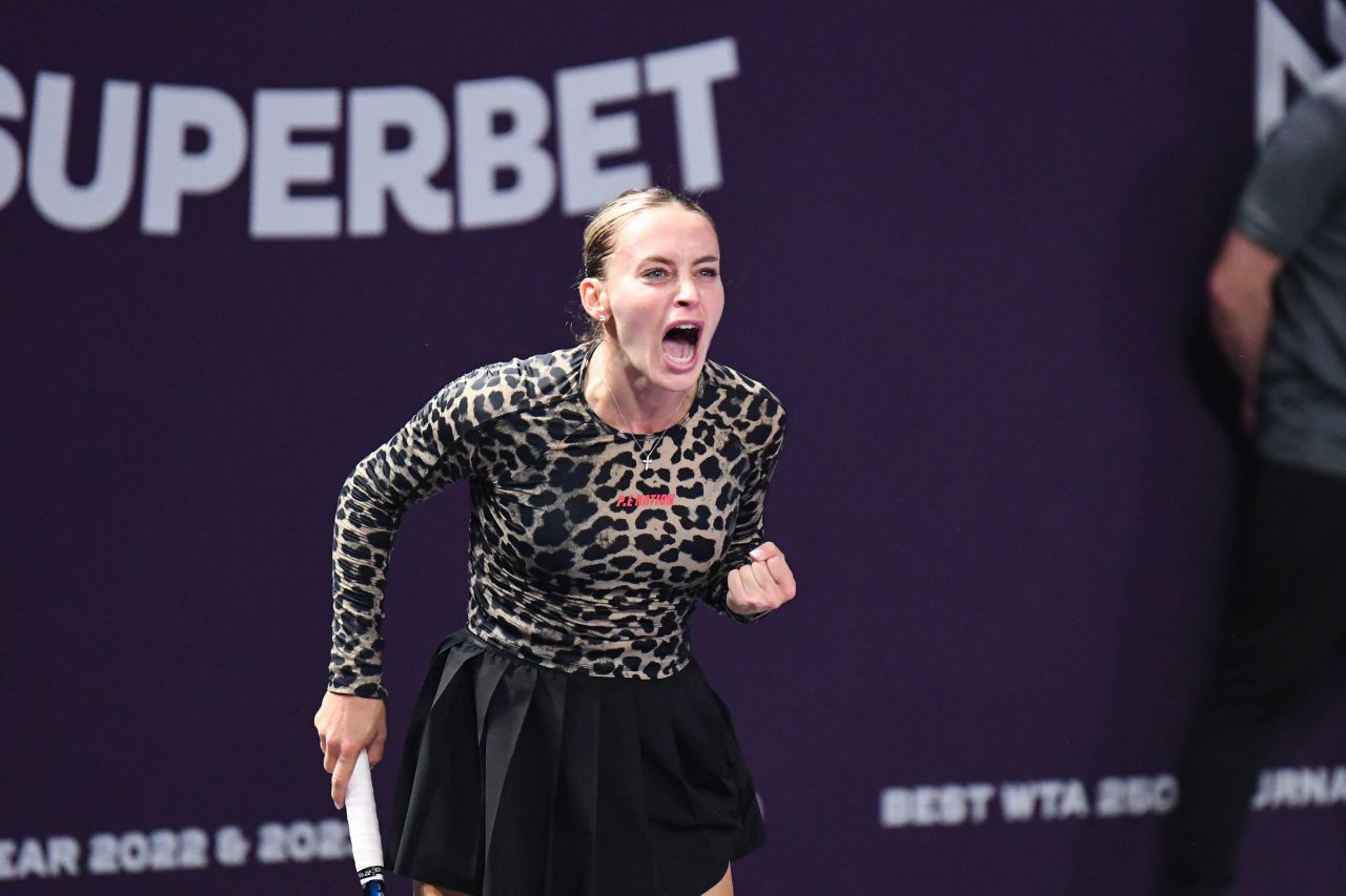 Victorie mare! Ana Bogdan o învinge dramatic pe Elina Svitolina și ține România în joc, în barajul cu Ucraina_7