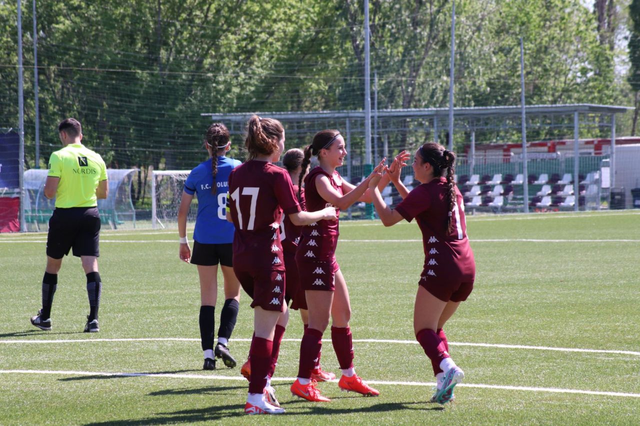 Promovare pentru echipa feminină a Rapidului, după ce a distrus-o pe FC Voluntari!_22
