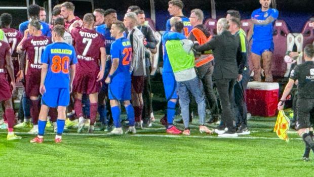 
	Scandal pe teren la CFR Cluj - FCSB! Jucătorii, aproape de bătaie! Colțescu a scos cartonașul roșu
