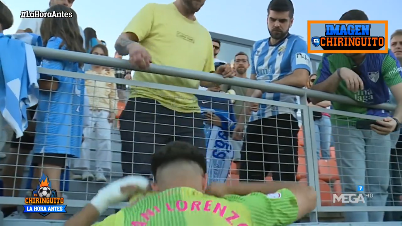Scene nemaiîntâlnite în fotbalul spaniol! Un jucător i-a vândut tricoul unui suporter pentru 50 de euro: ”Clubul ne taxează!”_12