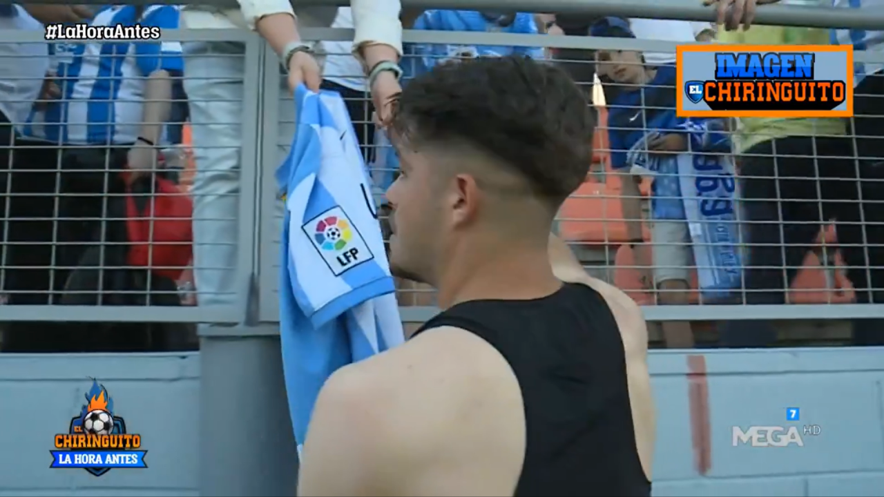 Scene nemaiîntâlnite în fotbalul spaniol! Un jucător i-a vândut tricoul unui suporter pentru 50 de euro: ”Clubul ne taxează!”_29