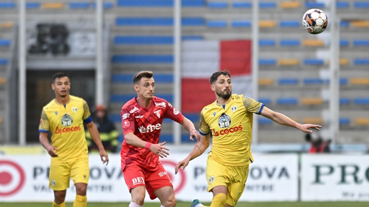 Gicu Grozav Petrolul Ploiesti Superliga