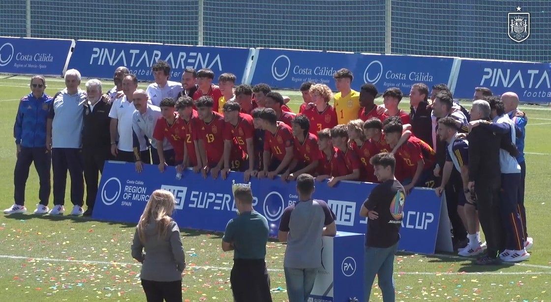 Ares Căpățână, fotbalist la Leganes, a debutat pentru naționala Spaniei și a câștigat primul trofeu! ”A fost emoționant”_4