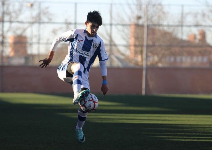 Ares Căpățână, fotbalist la Leganes, a debutat pentru naționala Spaniei și a câștigat primul trofeu! ”A fost emoționant”_6