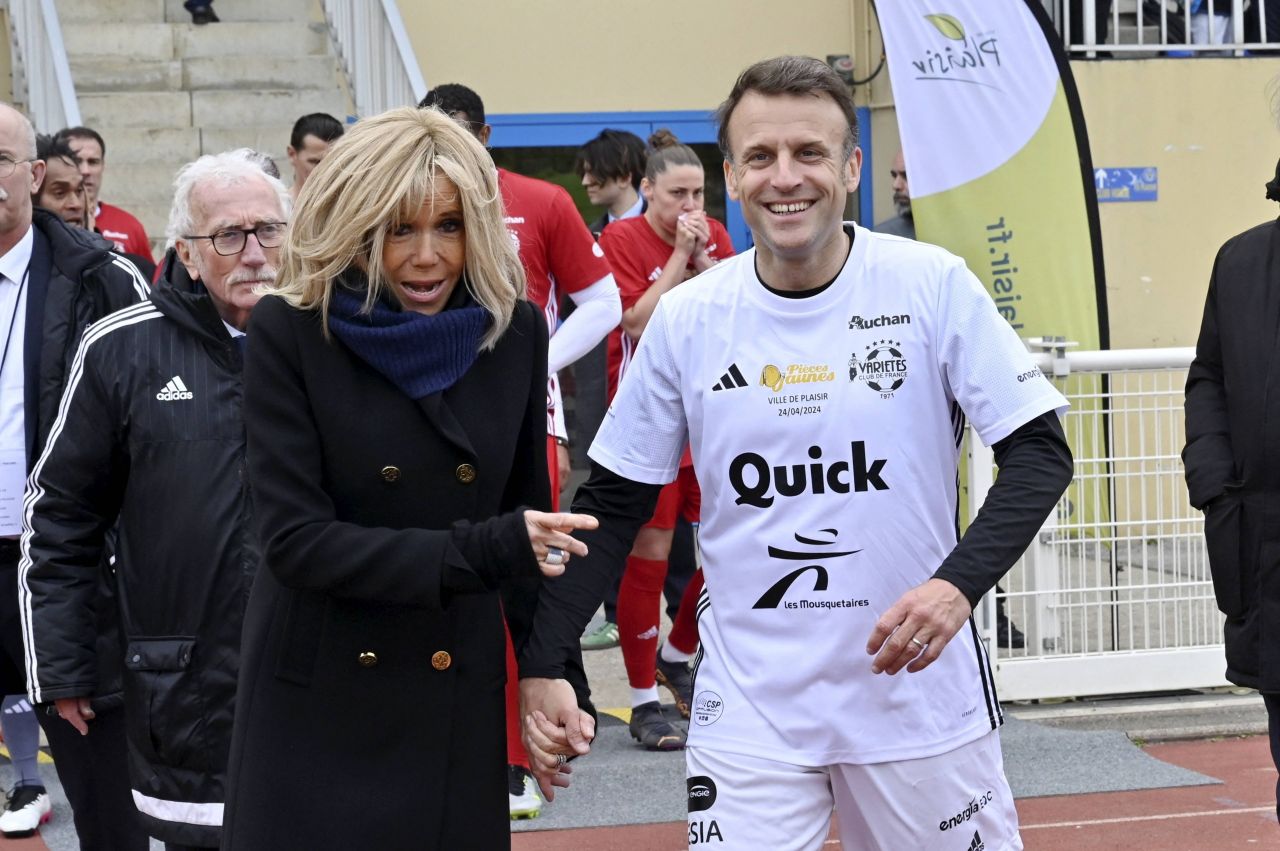 Emmanuel Macron, ce execuție! Cum a dat gol din penalty președintele Franței împotriva echipei lui Arsene Wenger_1
