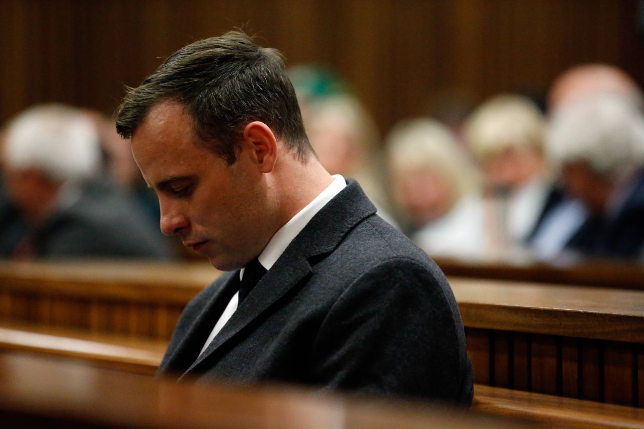 Sportivul care și-a ucis iubita, prima apariție după ce a fost eliberat! Cum arată Oscar Pistorius după 9 ani de închisoare_13